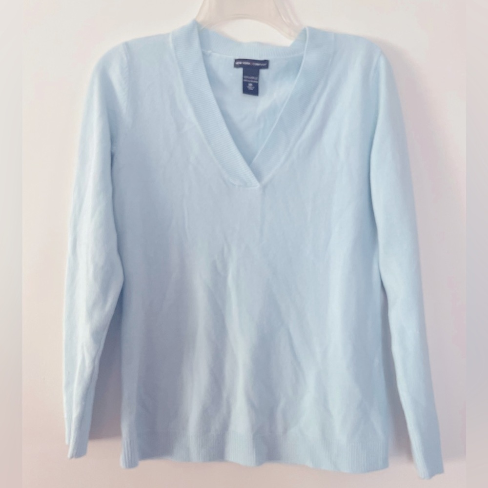 New York and Company Light Blue Sweater, Size Medium